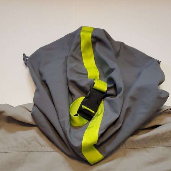 NWT Fila Tanvi Windbreaker Windjacket Full Zip Gray Women's Small New With Tags - Picture 10 of 10